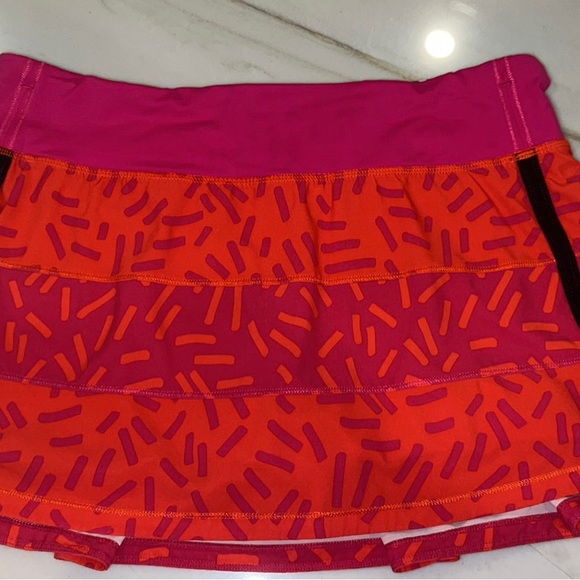 Lululemon skirt - Picture 2 of 5
